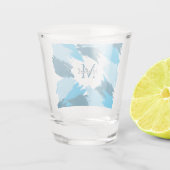 Penseelstreken tinten van blauwe naam met monogram shot glas (Achterkant)