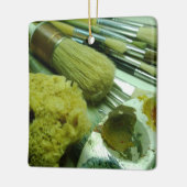 Penselen en verf keramisch ornament (Links)