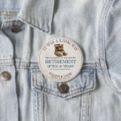 Pensioen aankondiging met oude sporen ronde button 7,6 cm (In situ)