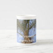 Pensioen begint hier Palm Tree Bone China Mok (Voorkant)