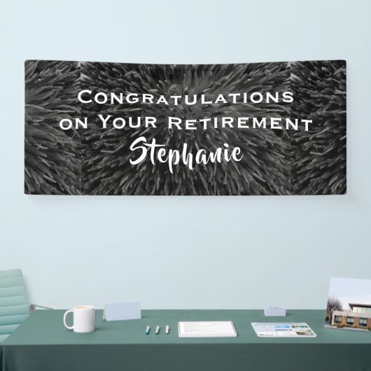 Pensioen Gefeliciteerd Naam Zwart Wit Bloemen Spandoek (Beurs)