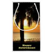 Pensioen, Gift bag, palmboom in zonsondergang. Klein Cadeauzakje (Achterkant)