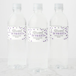 Pensioen is Paarse Zilveren Confetti Waterfles Etiket