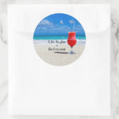 Pensioen, Koude Drank op het Strand Ronde Sticker (Tas)