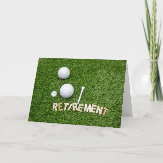 Pensioen voor golfer met golfbal en t-shirt kaart (Voorkant)