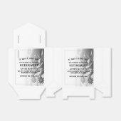 Pensioenaankondiging met oude sporen bedankdoosjes (Uitgevouwen)