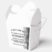 Pensioenaankondiging met oude sporen bedankdoosjes (Geopend)