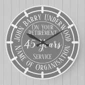 Pensioencadeau met jaren serveerder grote klok