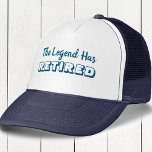 Pensioenofferte - De legende is blauw Trucker Pet<br><div class="desc">Slimme en eenvoudige trucker / honkbalhoed met grappige pensionering citaat. Op het populaire gezegde staat "The Legend Has Retired" in een vette,  oceaanblauwe typografie. Groot geschenk voor een uittredende collega,  vriend of pensioenpartij aandenken voor de nieuwe gepensioneerde die de humor van de pensionering waardeert.</div>