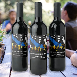 Pensioenpartij politie accepteert een blauwe lijn wijn etiket