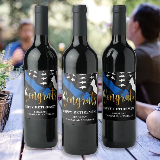 Pensioenpartij politie accepteert een blauwe lijn wijn etiket