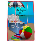 Pensionering - Fun bij strand Medium Cadeauzakje (Achterkant)