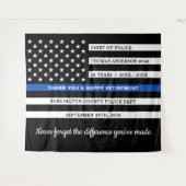 Pensionering van politie gepersonaliseerd in blauw wandkleed (Voorkant (horizontaal))