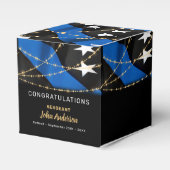 Pensionering van politiefunctionaris met blauwe li bedankdoosjes (Voorkant Zijde)