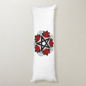 Pentagram met rode rozen lichaamskussen (Achterkant (Verticaal))