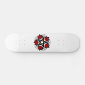 Pentagram met rode rozen persoonlijk skateboard (Horizontaal)