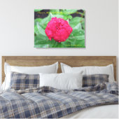 Peonie Na Regen Verpakt Canvas Afdruk (Insitu (Slaapkamer))