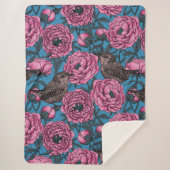 Peonies en bomen op blauw sherpa deken (Voorkant)