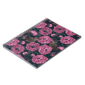 Peonies en draden op donkergrijs notitieboek (Linkerzijde)