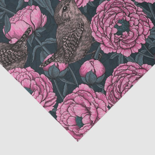 Peonies en draden op donkergrijs tissuepapier (Detail)