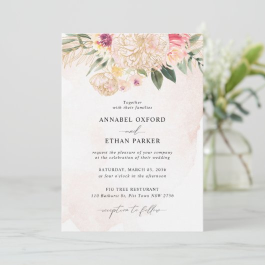 Peony en Gold Flowers Wedding Invitation Kaart (Staand voorkant)