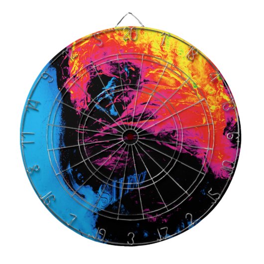 Peper en kunststof, geïsoleerd dartbord (Voorkant)