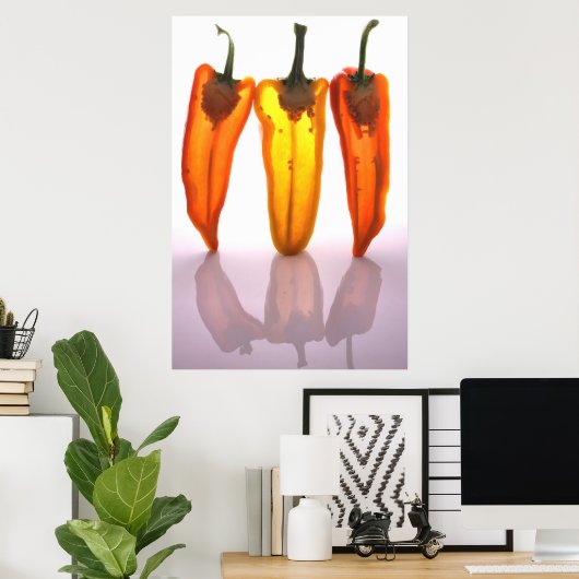 Peper in tweeën met licht door het poster (Thuiskantoor)