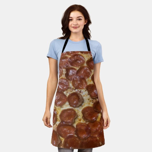 Pepperoni Pizza Schort (Gedragen)