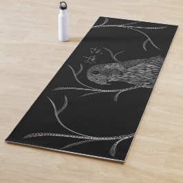 Peregrine Falcon in boomtakken met handschrift Yogamat