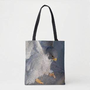 Peregrine Falcon langs de Hudson rivier Tote Bag