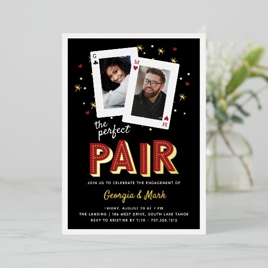 Perfect Pair Casino Theme Engagement Party Folie Uitnodiging (Staand Voorkant)