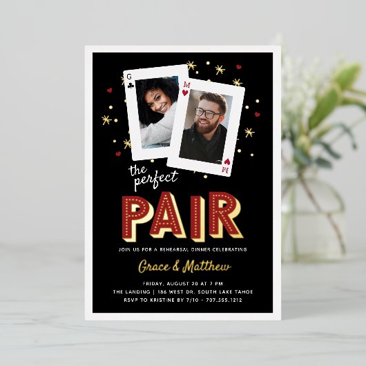 Perfect Pair Casino Theme Rehearsal Dinner Folie Uitnodiging (Staand Voorkant)