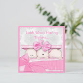 PERFECT PINK TRIPLETS GIRLS BABY SHOWER INVITATION KAART (Staand voorkant)