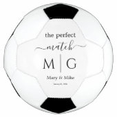 Perfecte Match Monogram Verloofd Naam Wit Voetbal (Voorkant)