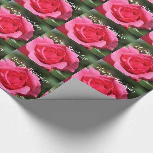 perfecte , mooie zomerfoto van een roze roos cadeaupapier (Hoek)