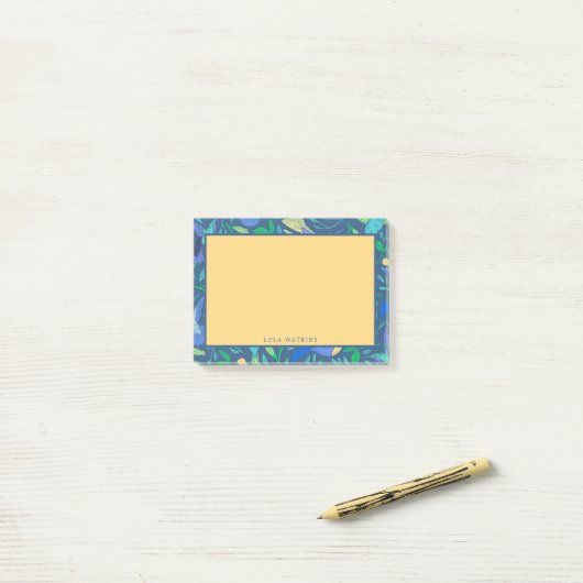 Periwinkle Birds and Flowers Floral Pattern Post-it® Notes (Op bureau)