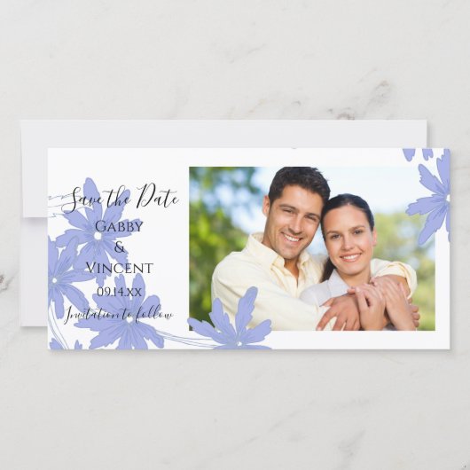Periwinkle Blue Daisies Wedding Save the Date (Voorkant)