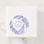 Periwinkle Blue Floral Quinceanera Bedankjes Labels (In situ)