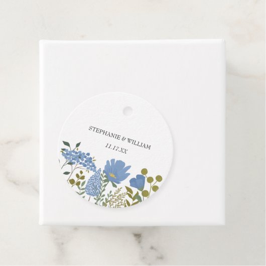 Periwinkle Blue Spring Floral Wedding Bedankjes Labels (In situ)