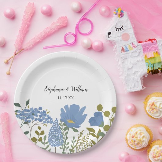 Periwinkle Blue Spring Floral Wedding Specialized Papieren Bordje (Feest)