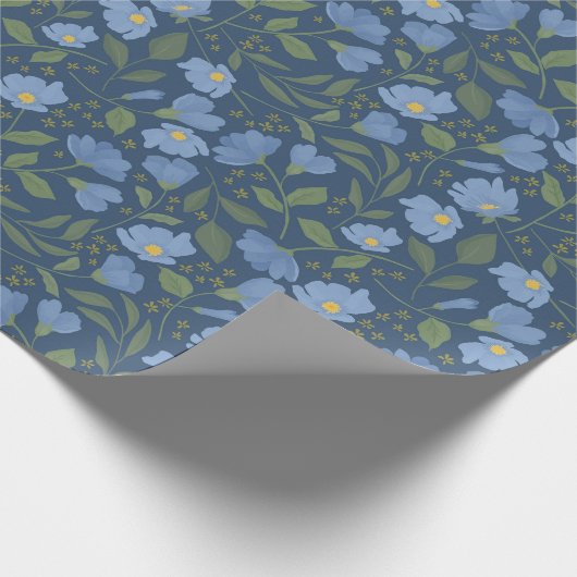 Periwinkle en Navy Blue  Floral Pattern Cadeaupapier (Hoek)