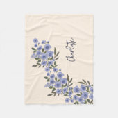 Periwinkle Floral Blooms Moderne aangepaste naam Fleece Deken (Voorkant)