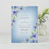 Periwinkle Floral Enchantment Wedding Kaart (Staand voorkant)