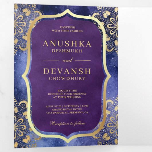 Periwinkle Galaxy Mandala QR Code Indian Wedding Drieluik Uitnodiging (Binnenzijde eerst)
