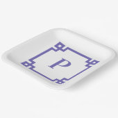 Periwinkle Greek Key Square Border Monogram Papieren Bordje (Gebogen)