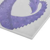 Periwinkle hartdraak op wit snijplank (Hoek)