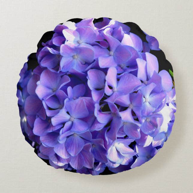Periwinkle hydrangeas paarse blauwe bloem rond kussen (Voorkant)