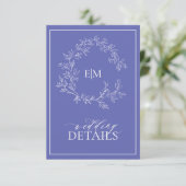 Periwinkle Leafy Crest Monogram Weddenschap Detail Informatiekaartje (Staand voorkant)