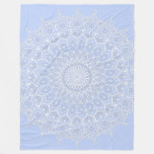 Periwinkle Mandala - Bora in Juniper Berry Fleece Deken (Voorkant)