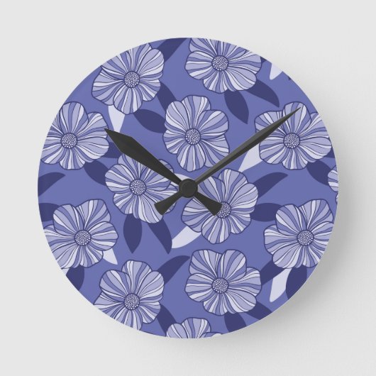 Periwinkle Paarse Floral Pattern Ronde Klok (Voorkant)